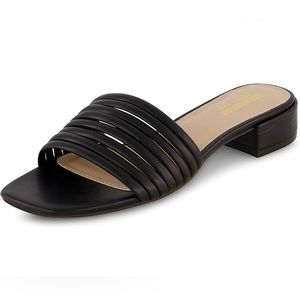 Cushionaire Size 7 Low Block Heels with Memory Foam - Black